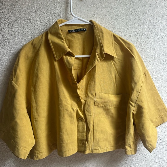 Tops - Cropped Zara Tee